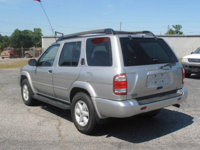 2002 Nissan Pathfinder EX-L AWD