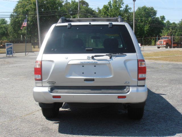 2002 Nissan Pathfinder EX-L AWD