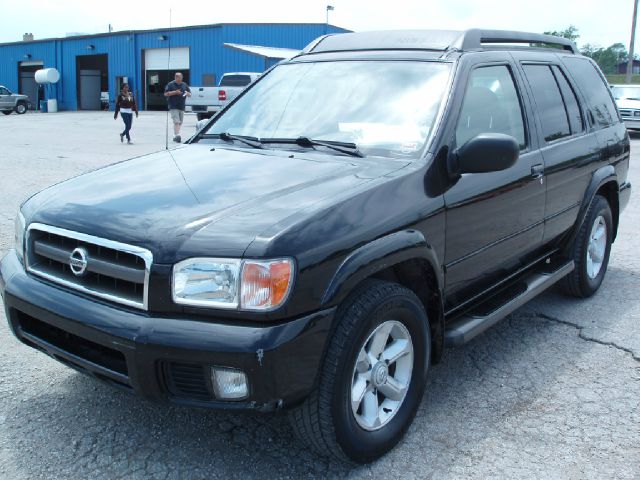 2003 Nissan Pathfinder SE