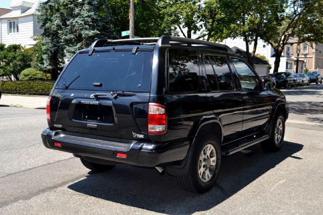 2003 Nissan Pathfinder EX-L W/ DVD System