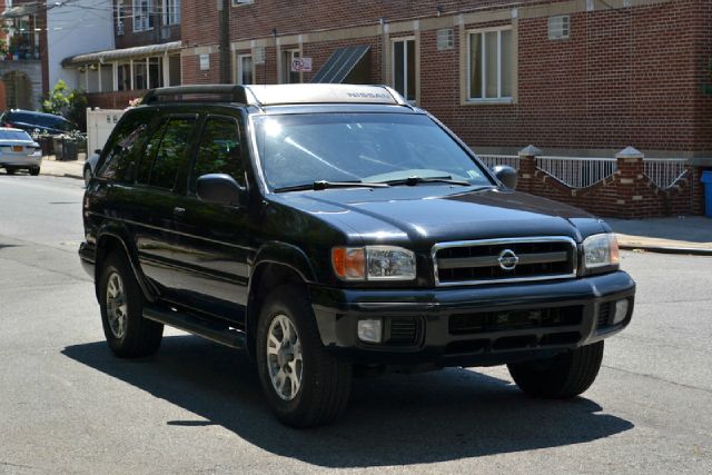 2003 Nissan Pathfinder EX-L W/ DVD System