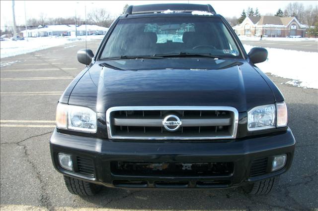 2003 Nissan Pathfinder SE