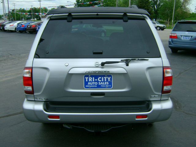 2003 Nissan Pathfinder EX-L W/ DVD System