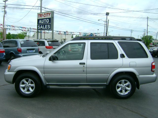 2003 Nissan Pathfinder EX-L W/ DVD System