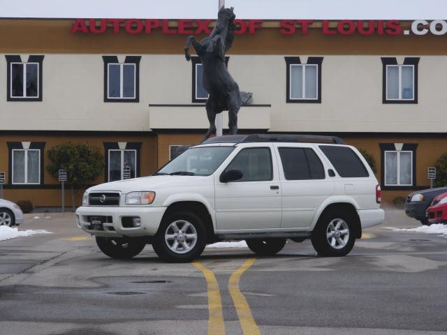 2003 Nissan Pathfinder Limited