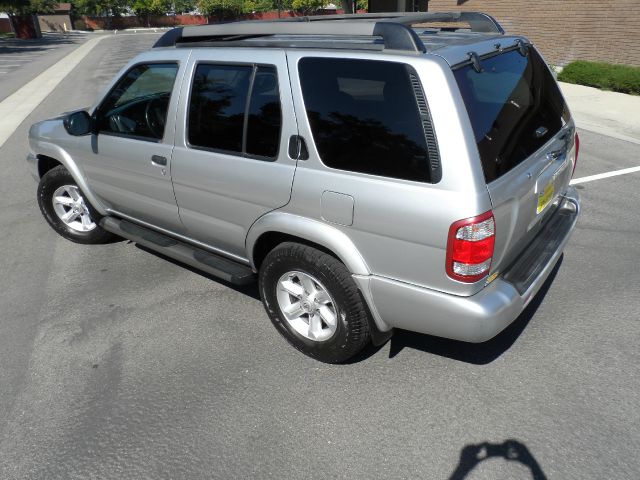 2003 Nissan Pathfinder EX-L W/ DVD System