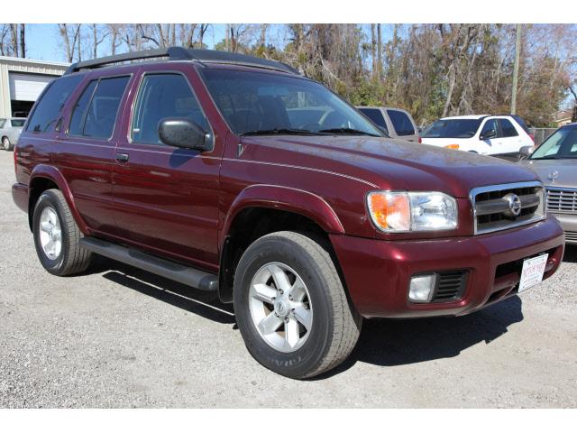 2003 Nissan Pathfinder SE