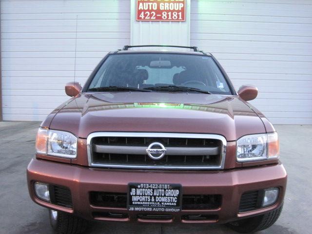 2003 Nissan Pathfinder X