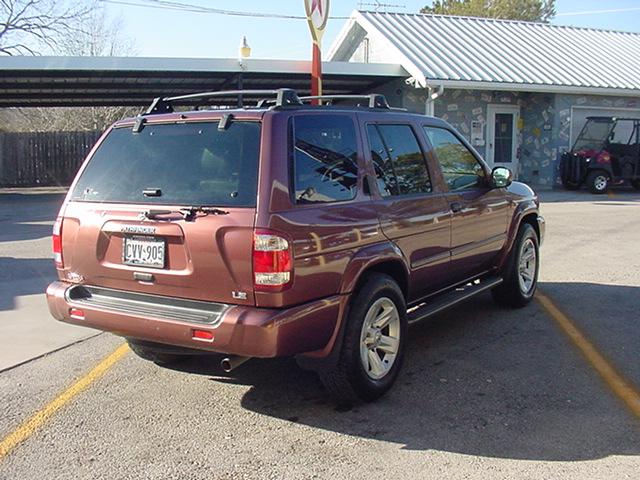 2003 Nissan Pathfinder X