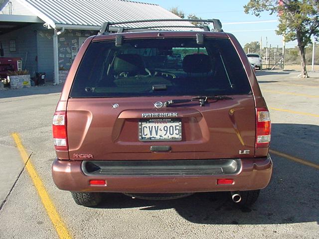 2003 Nissan Pathfinder X