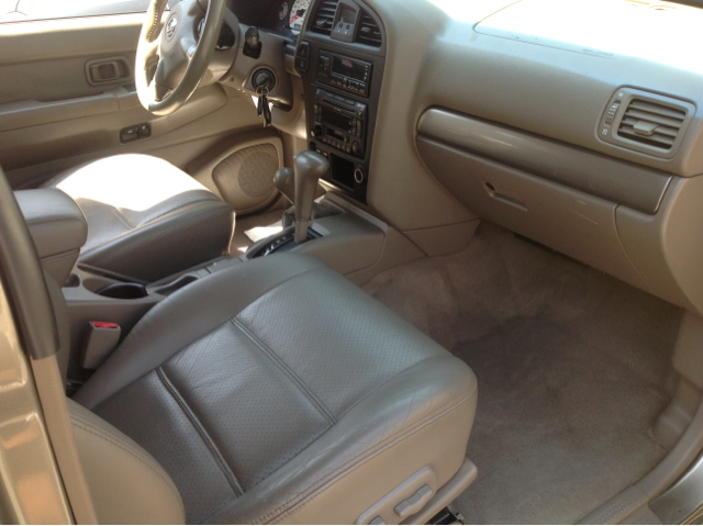 2003 Nissan Pathfinder EX-L W/ DVD System