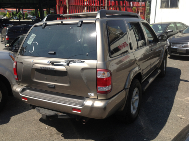 2003 Nissan Pathfinder EX-L W/ DVD System