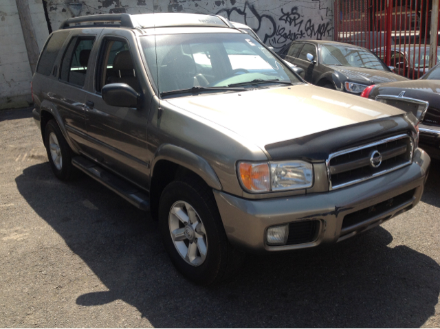 2003 Nissan Pathfinder EX-L W/ DVD System