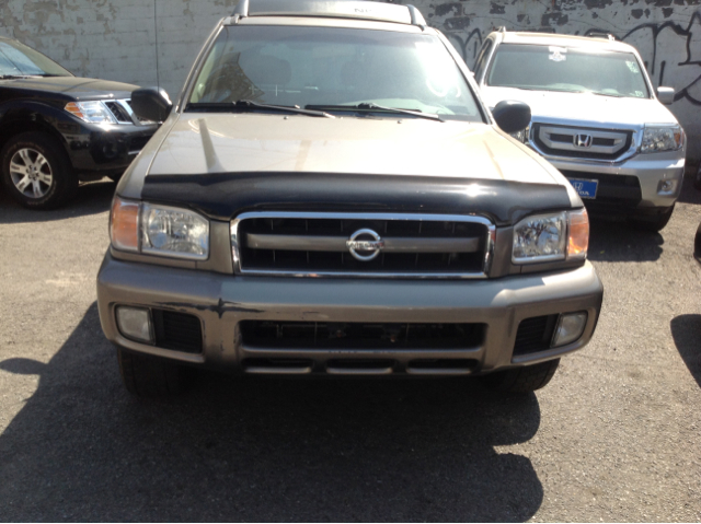 2003 Nissan Pathfinder EX-L W/ DVD System