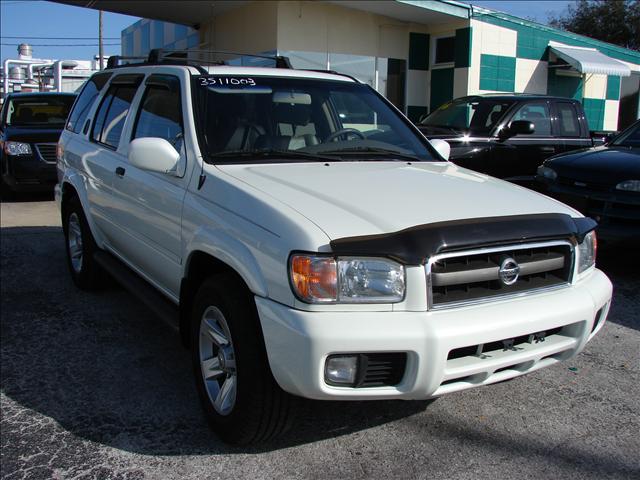 2003 Nissan Pathfinder X