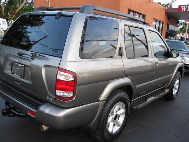 2003 Nissan Pathfinder EX-L W/ DVD System