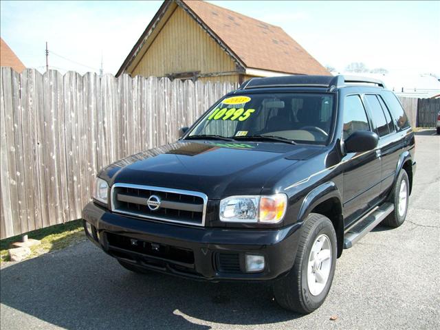 2003 Nissan Pathfinder SE