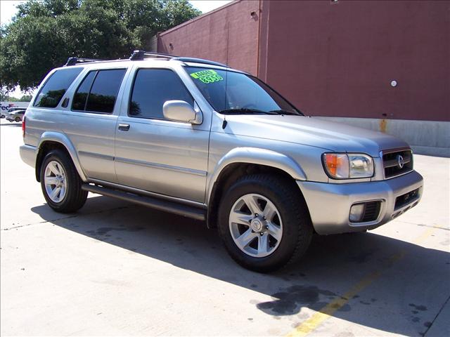 2003 Nissan Pathfinder X