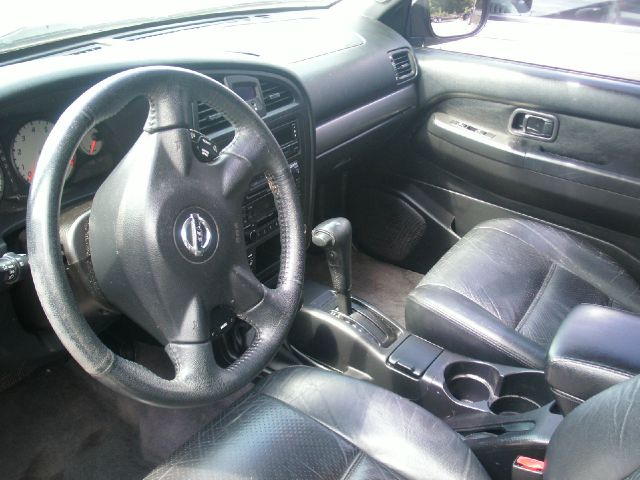 2004 Nissan Pathfinder EX-L W/ DVD System