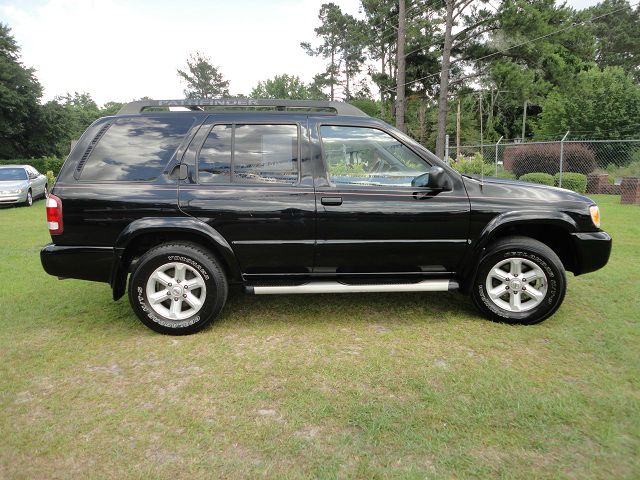 2004 Nissan Pathfinder EX-L W/ DVD System