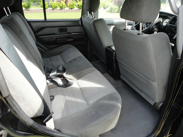 2004 Nissan Pathfinder EX-L W/ DVD System