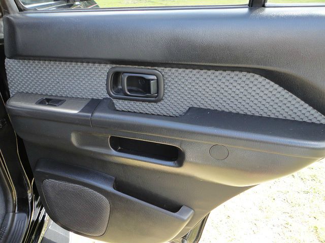 2004 Nissan Pathfinder EX-L W/ DVD System