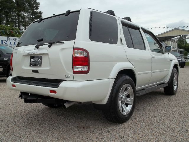 2004 Nissan Pathfinder Spec 2-doors