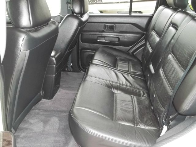 2004 Nissan Pathfinder Spec 2-doors