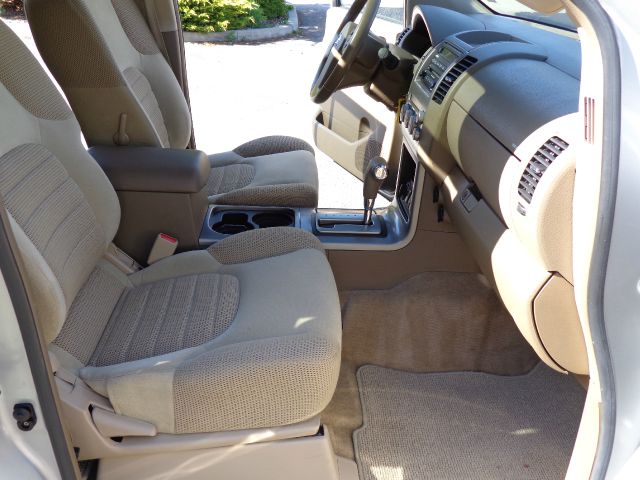 2005 Nissan Pathfinder EX-L W/ DVD System