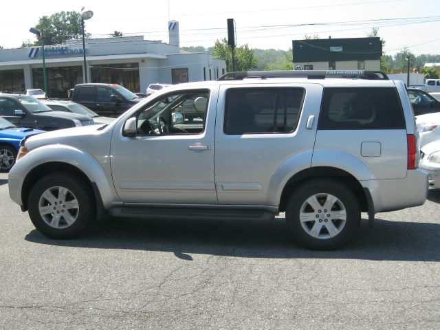 2005 Nissan Pathfinder EX-L AWD