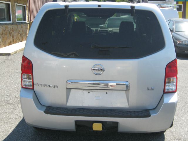 2005 Nissan Pathfinder EX-L AWD