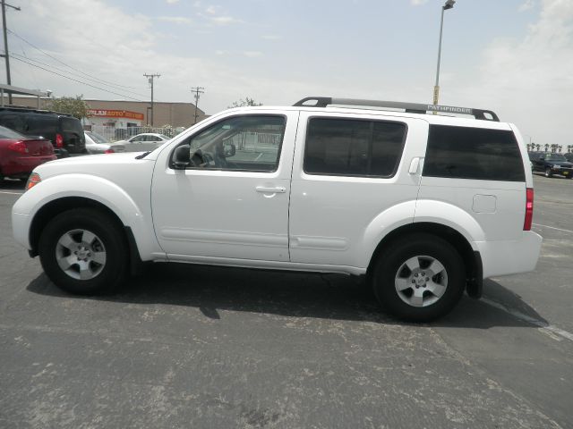 2005 Nissan Pathfinder EX-L AWD