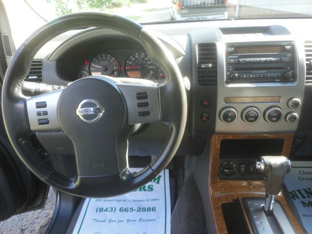 2005 Nissan Pathfinder EX-L AWD