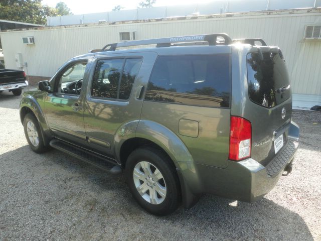 2005 Nissan Pathfinder EX-L AWD