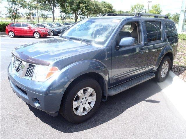 2005 Nissan Pathfinder X