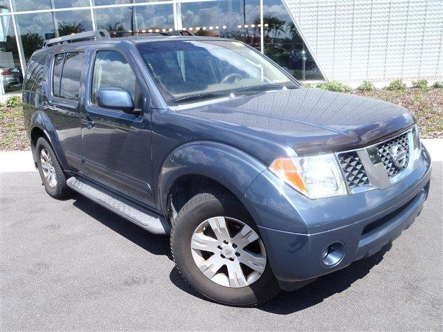 2005 Nissan Pathfinder X