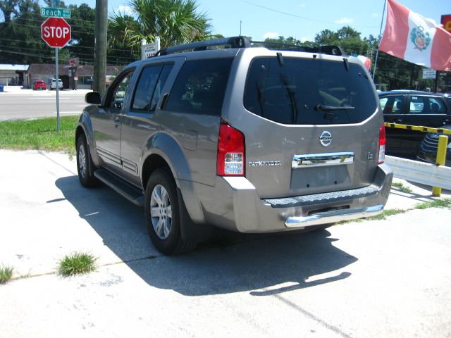 2005 Nissan Pathfinder EX-L AWD