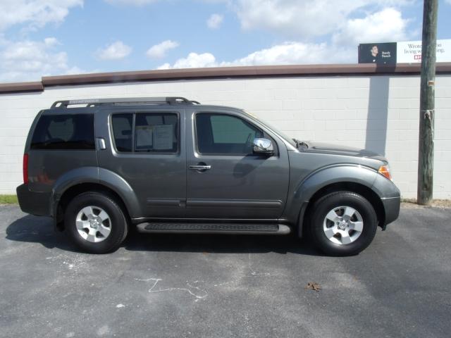 2005 Nissan Pathfinder Lx-4wd