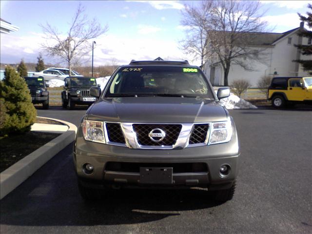 2005 Nissan Pathfinder TDI Package 2