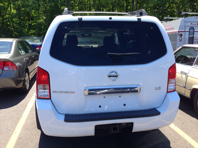 2005 Nissan Pathfinder EX-L AWD