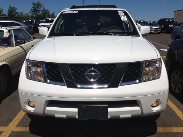 2005 Nissan Pathfinder EX-L AWD