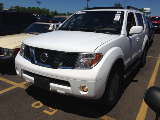 2005 Nissan Pathfinder EX-L AWD