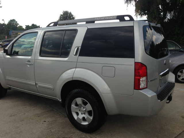 2005 Nissan Pathfinder EX-L AWD