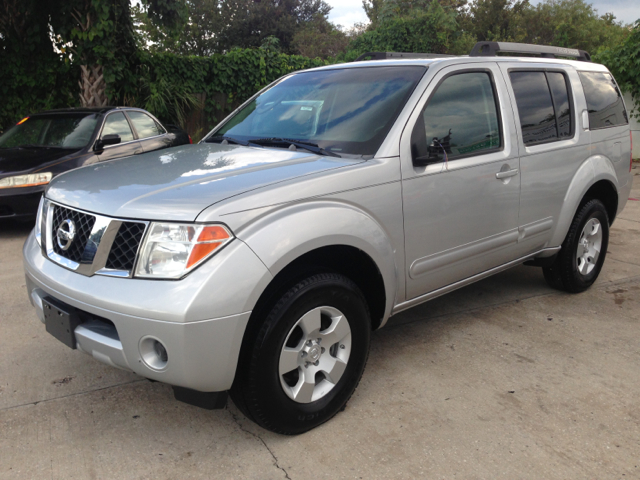 2005 Nissan Pathfinder EX-L AWD