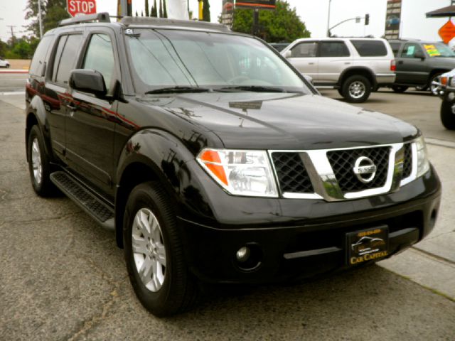 2005 Nissan Pathfinder EX-L AWD