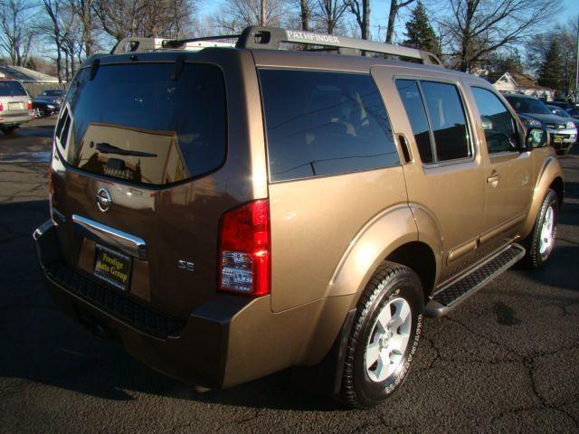 2005 Nissan Pathfinder DRW