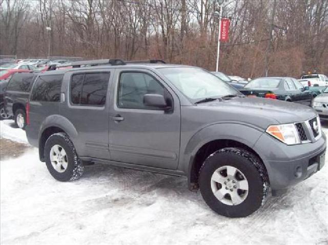 2005 Nissan Pathfinder Limited