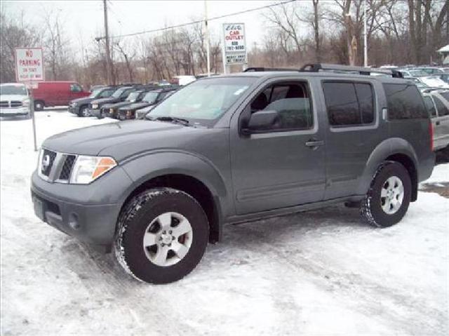 2005 Nissan Pathfinder Limited