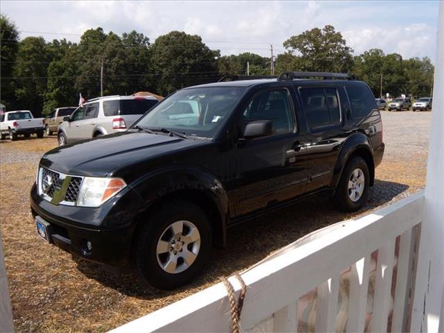 2006 Nissan Pathfinder Unknown