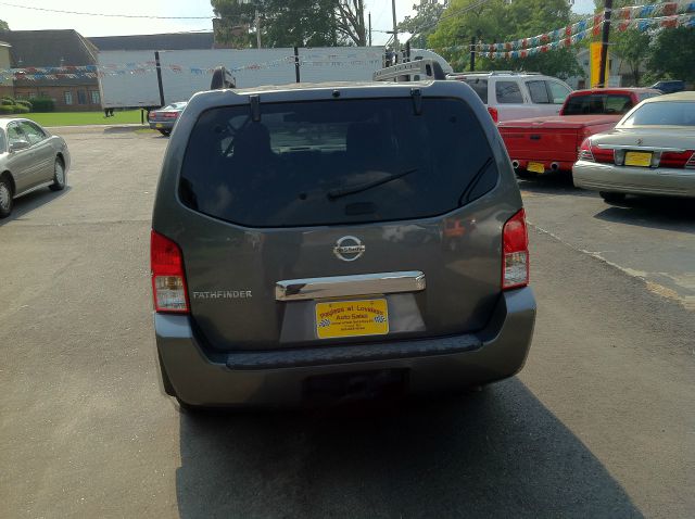 2006 Nissan Pathfinder Unknown